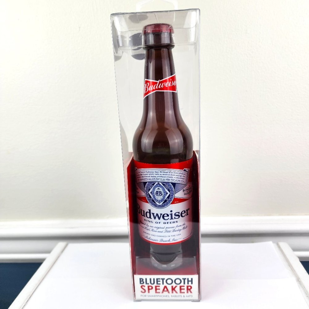 Budweiser Bottle Bluetooth Speaker Smartphones Tablets MP3 NWT